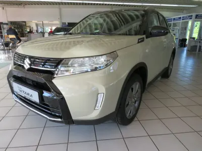 Neu Suzuki Vitara Comfort 109 PS (80 kW) 2026 Beige SUV