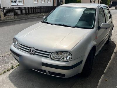 Usata VW Golf III 75 CV (55 kW) 1999 Argento Berlina