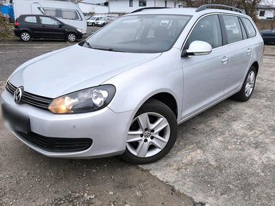 Gebraucht VW Golf VI 122 PS (89 kW) 2011 Silber Kleinwagen