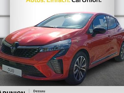 Dezirrot metallic Neu 2025 Renault Clio V Techno Limousine | 22.195 € (Etwas zu teuer)