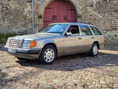 Gebraucht Mercedes 300 147 PS (108 kW) 1991 Silber Kombi