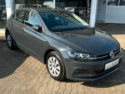 Gebraucht VW Polo Comfortline 95 PS (69 kW) 2021 Grau Kleinwagen
