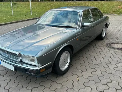 Gebraucht Jaguar XJ 226 PS (166 kW) 1993 Grau Limousine