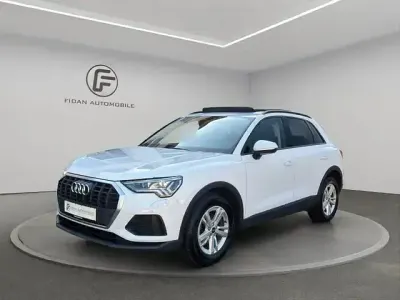 Gebraucht Audi Q3 Ambiente 150 PS (110 kW) 2023 Weiß SUV