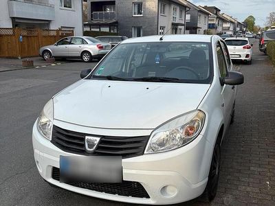 Second-hand Dacia Sandero 75 CP (55 kW) 2012 Alb Hatchback