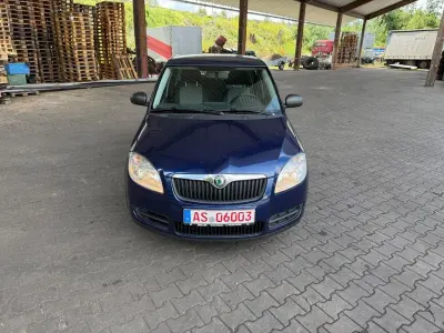 Gebraucht Skoda Fabia Ambiente 69 PS (50 kW) 2009 Blau Limousine