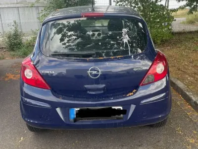 Gebraucht Opel Corsa 63 PS (46 kW) 2009 Blau Kleinwagen