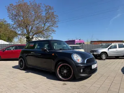 Gebraucht Mini One D 90 PS (66 kW) 2010 Schwarz Kleinwagen