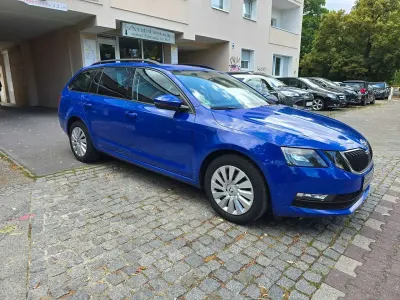 Gebraucht Skoda Octavia Ambition 150 PS (110 kW) 2019 Energyblau Kombi