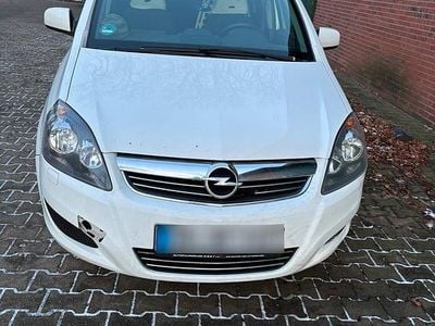 Gebraucht Opel Zafira 110 PS (80 kW) 2011 Weiß Van / Kleinbus