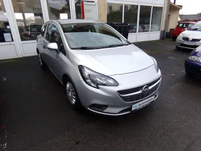 Używany Opel Corsa Selection 69 KM (50 kW) 2016 Srebrny Sedan/Limuzyna