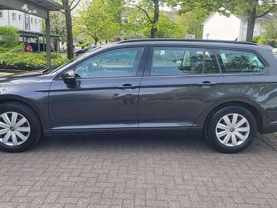 Second-hand VW Passat Conceptline 150 CP (110 kW) 2022 Gri Break