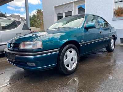 Second-hand Opel Vectra 136 CP (100 kW) 1995 Verde Berlinǎ