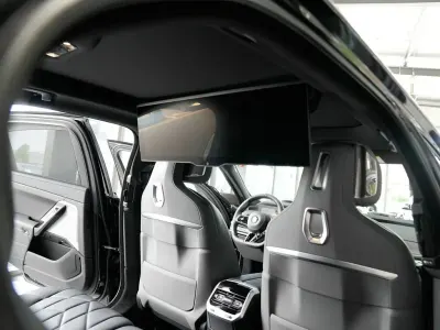 Gebraucht BMW 740 M Sport 299 PS (219 kW) 2025 Saphirschwarz Limousine