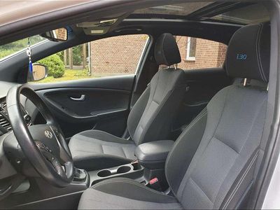 Gebraucht 2017 Hyundai i30 Classic Limousine | 9.900 € (Teuer)