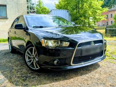 Gebraucht Mitsubishi Lancer Sportback Top 117 PS (86 kW) 2011 Schwarz Limousine