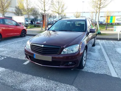 Gebraucht Mercedes C200 136 PS (100 kW) 2009 Rot Kombi