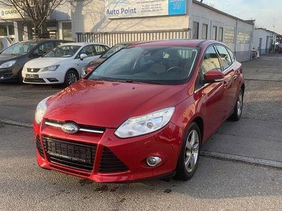 Rot Gebraucht 2011 Ford Focus Titanium Limousine | 4.000 € (Guter Preis)