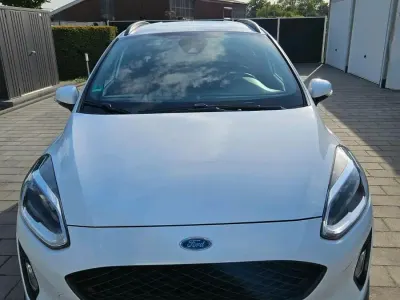Usata Ford Fiesta Active 140 CV (102 kW) 2020 Bianco Utilitaria