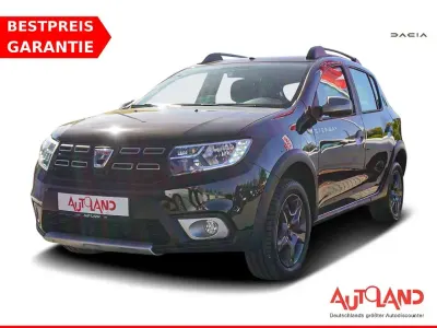 Gebraucht Dacia Sandero Stepway 90 PS (66 kW) 2018 Schwarz Limousine