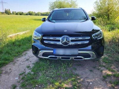 Mercedes GLC300e
