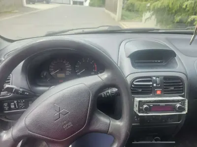 Begagnad Mitsubishi Carisma