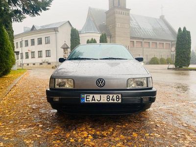 Gebraucht VW Passat 90 PS (66 kW) 1989 Grau Limousine