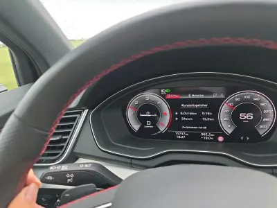 Gebraucht Audi Q5 Advanced Plus 163 PS (119 kW) 2024 Grün SUV