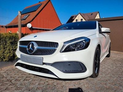 Gebraucht Mercedes A180 AMG line 122 PS (89 kW) 2016 Weiß Limousine