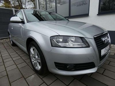 Gebraucht Audi A3 Attraction 102 PS (75 kW) 2009 Eissilber metallic Kleinwagen