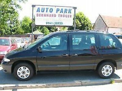 gebraucht Chrysler Voyager 2.4 SE gepflegt!!! Klima,AHK,Tempomat,