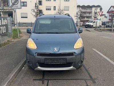 Gebraucht Peugeot Partner Tepee Active 114 PS (83 kW) 2012 Grau Van / Kleinbus