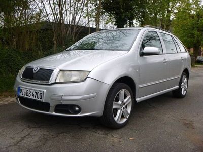 gebraucht Skoda Fabia Combi Elegance 1,4 Benzin