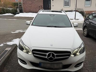 Weiß Gebraucht 2014 Mercedes E220 Avantgarde Kombi | 13.500 € (Fairer Preis)