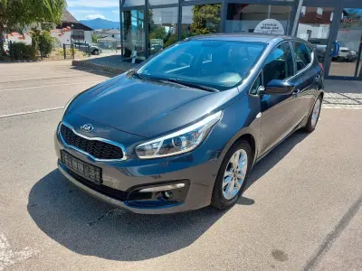 Gebraucht Kia Ceed Edition 7 99 PS (72 kW) 2017 Dark gun metal Kleinwagen