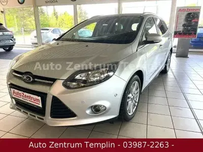 Gebraucht Ford Focus Titanium 182 PS (133 kW) 2014 Silber Limousine