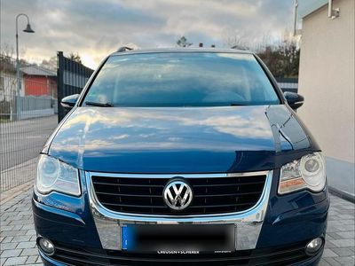 Gebraucht VW Touran 140 PS (102 kW) 2009 Blau Van / Kleinbus