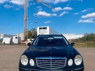 Mercedes E280