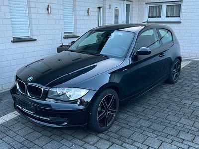 Gebraucht BMW 118 143 PS (105 kW) 2008 Schwarz Kleinwagen