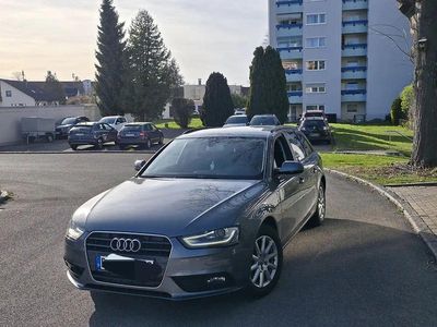 Gebraucht Audi A4 Ambiente 143 PS (105 kW) 2013 Grau Kombi