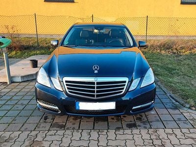 Mercedes E200