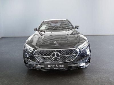 Gebraucht Mercedes E220 AMG 197 PS (144 kW) 2024 Schwarz Limousine