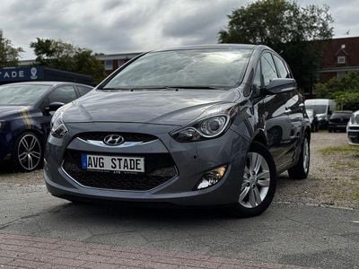Gebraucht Hyundai ix20 Style 125 PS (91 kW) 2012 Grau Kleinwagen