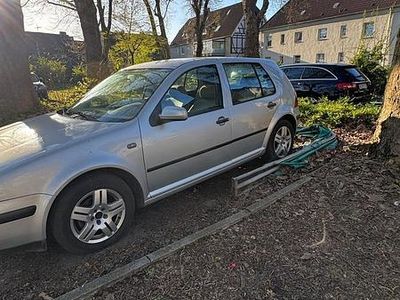 Gebraucht VW Golf IV 102 PS (75 kW) 2002 Silber Kleinwagen