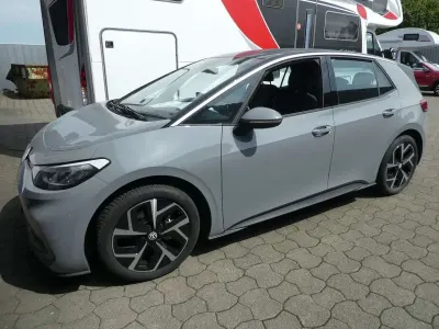 Gebraucht VW ID.3 Pro 150 kW (204 PS) 2024 Mondsteingrau Kleinwagen