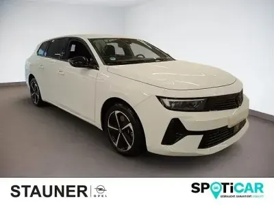 Gebraucht Opel Astra GS Line 131 PS (96 kW) 2025 Weiß Kleinwagen