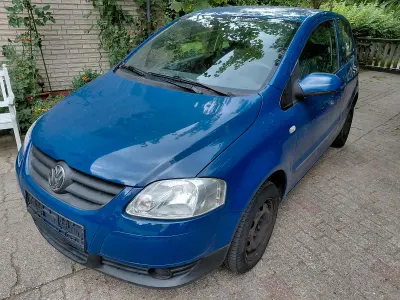 Gebraucht VW Fox 55 PS (40 kW) 2005 Blau Kleinwagen