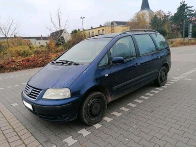 VW Sharan