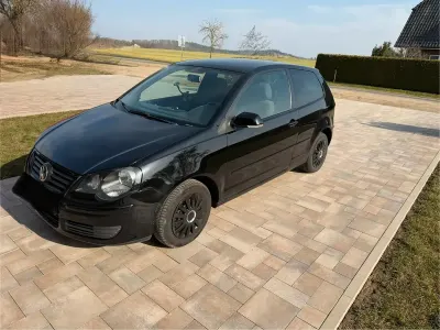 Gebraucht VW Polo 60 PS (44 kW) 2009 Schwarz Kleinwagen