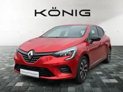 Gebraucht Renault Clio Techno 2023 Rot Kleinwagen